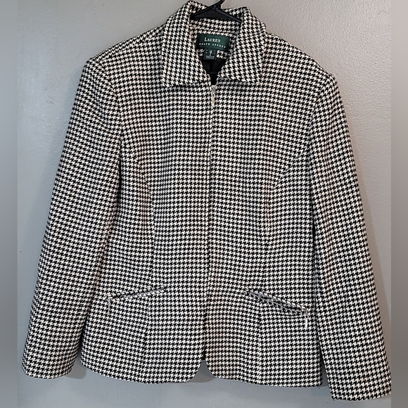 Ralph Lauren Jackets & Blazers - Ralph Lauren100% Pure Wool Black and White Blazer‎ Timeless Elegance